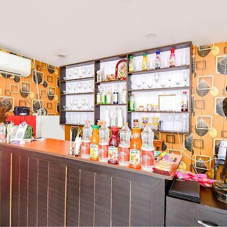 Hotel Fabexpress Royal Oak Liluāh Zewnętrze zdjęcie